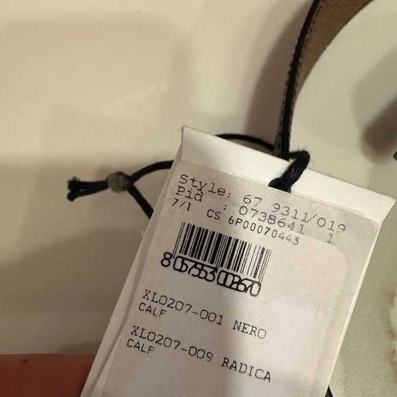 New Salvatore Ferragamo Reversible and Adjustable Gancini belt (blk and brwn) - Picture 9 of 14